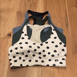 3 Outdoor Voices Women's Workout Bras - Black and Cream, Hunter Green and Blue